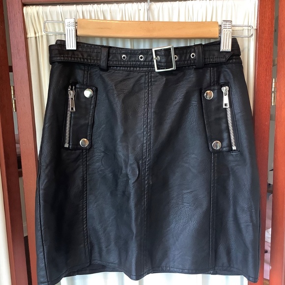 Topshop Faux Leather Black Biker Mini Skirt Size 2 - Picture 2 of 8